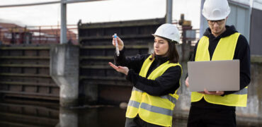 SNUBBING OPERATIONS – IADC WellSharp Well Servicing Course1 SNUBBING OPERATIONS – IADC WellSharp Well Servicing Course1